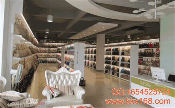 加工女包 为什么要选择有开发能力箱包厂志豪皮具