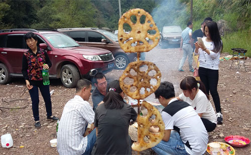 你见过【女包厂家】员工生日这样过吗